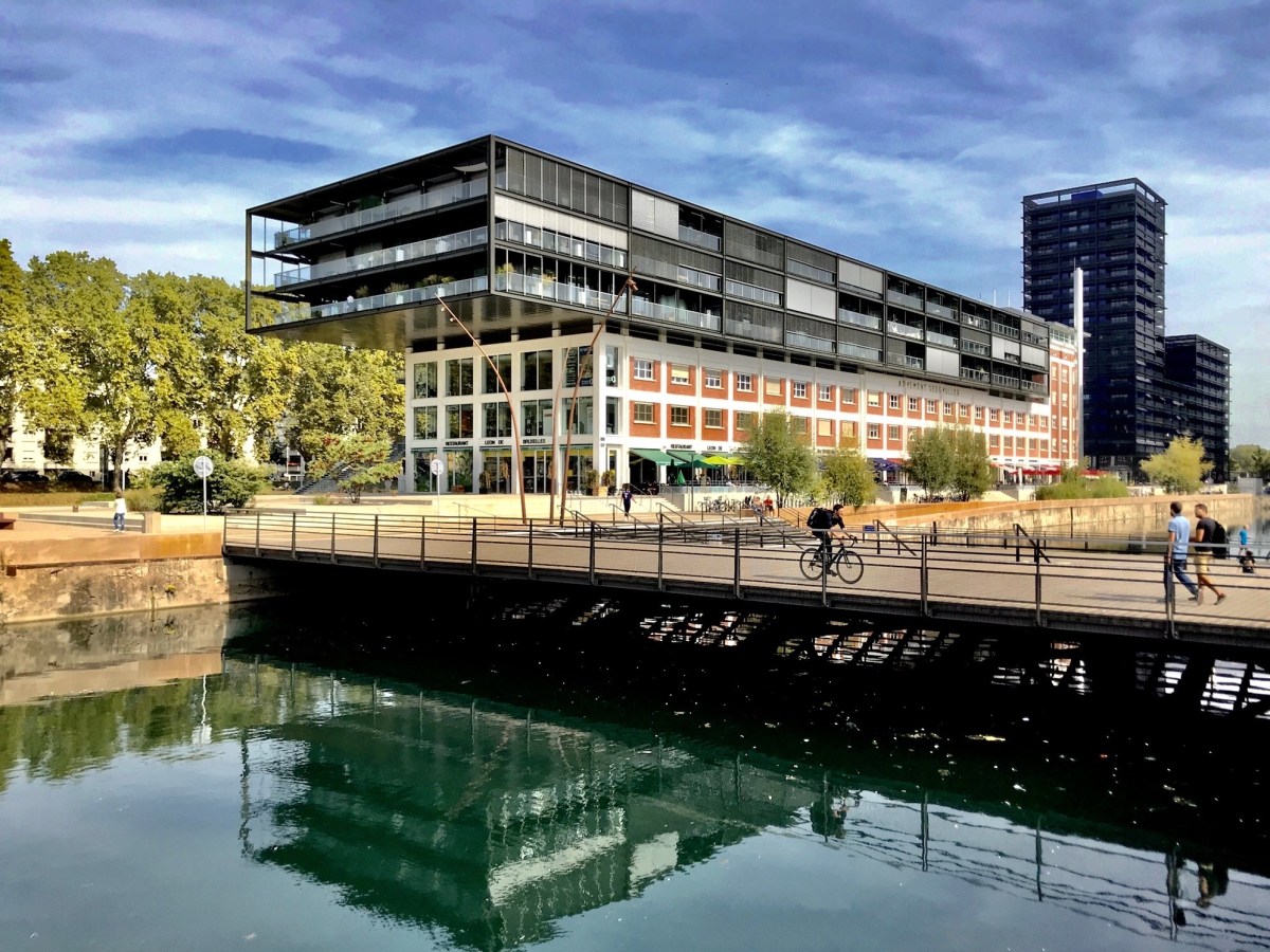 Walk around in Strasbourg: Presqu’île Malraux